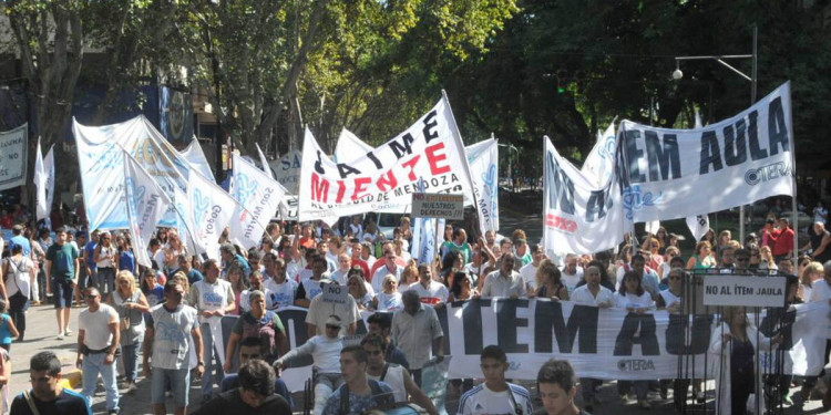 Balances en la segunda jornada de paro nacional docente