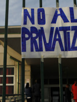 Chile: Trabajadores de la salud inician paro y estudiantes preparan una nueva marcha