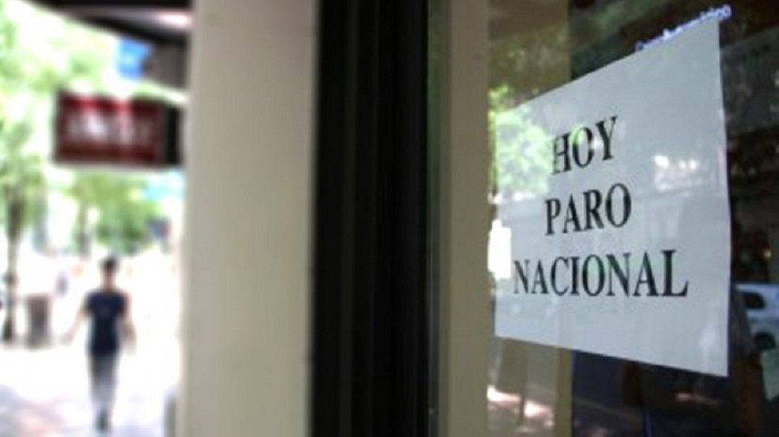 Comenzó el paro y no habrá bancos ni lunes ni martes