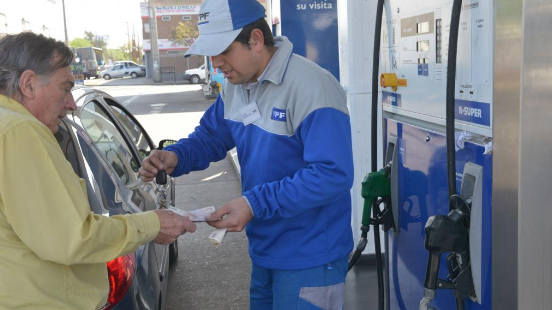 "Los empresarios aumentan el combustible y no le quieren aumentar el salario a los trabajadores"