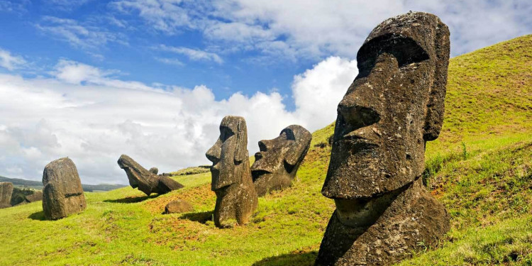 Isla de Pascua podría seguir el camino de Cataluña para independizarse de Chile