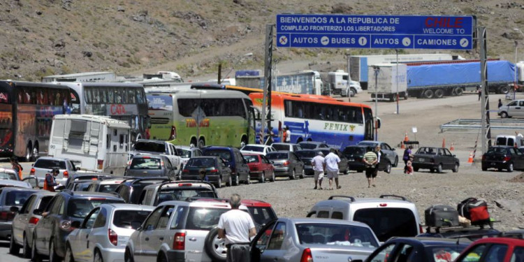 Más de 50 mil personas cruzaron a Chile en la primera semana de enero