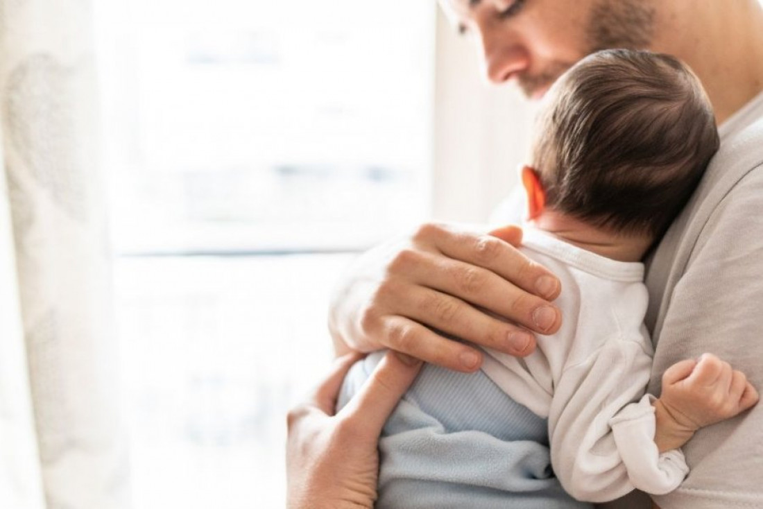 Licencias por paternidad: "Reproducen un modelo tradicional de familia que ya no está vigente"