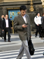 Seguridad Vial: el uso del celular, el principal motor de los siniestros peatonales 