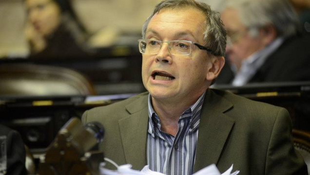 imagen Diputados recibieron al "segundo semestre" con un duelo de cánticos