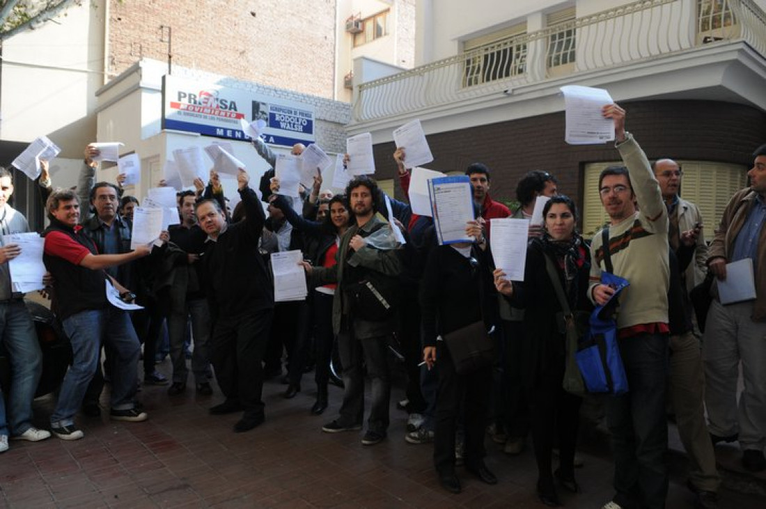 Marcha de los trabajadores de Prensa de Mendoza