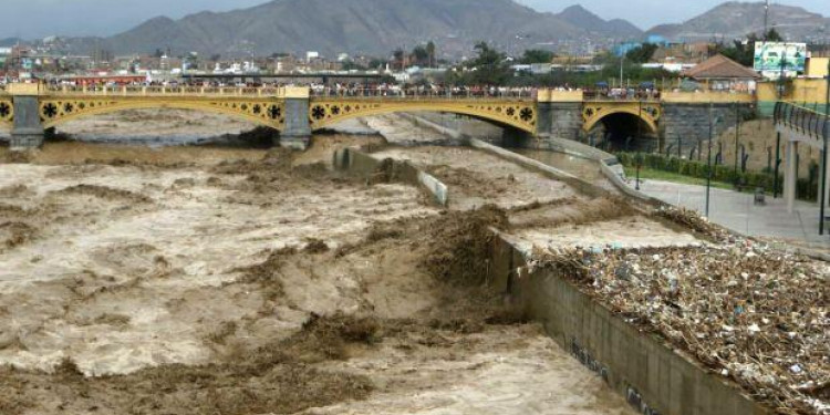 Estado de emergencia en Perú: las lluvias no cesan, sólo cambian de lugar