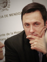 Analizan la inconstitucionalidad de la Ley Petri