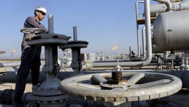 imagen El petróleo cae otra vez por debajo de los 30 dólares 