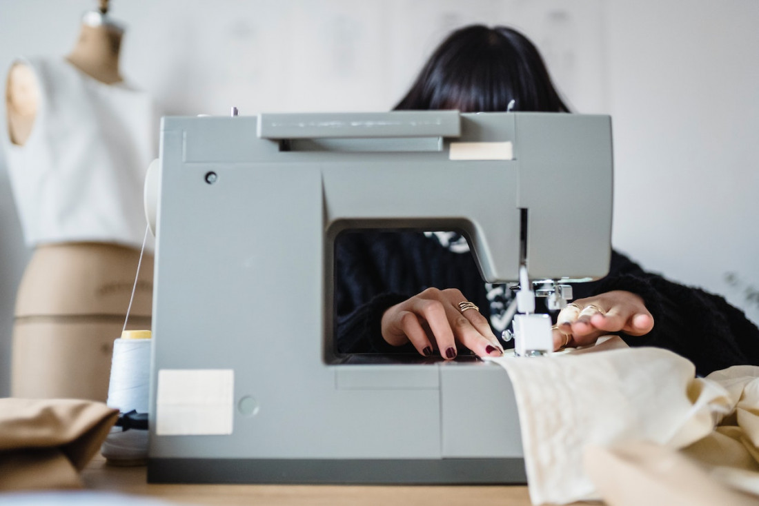 Estética, ropa interior y tareas de cuidado, los trabajos privados más feminizados