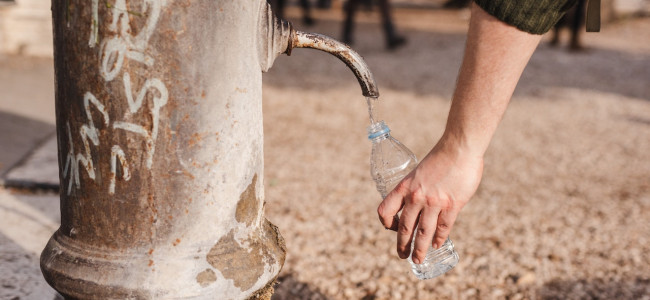 Acceso universal al agua potable: un progreso tan positivo como insuficiente