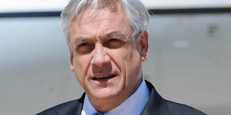 Piñera habló ante el Parlamento y desestimó un sistema de educación gratuita en Chile