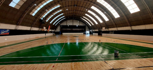 El Club de la UNCUYO inaugura el nuevo piso flotante del gimnasio N.° 2