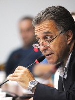 Néstor Pitrola: "Estamos viviendo una soberbia bicicleta financiera"