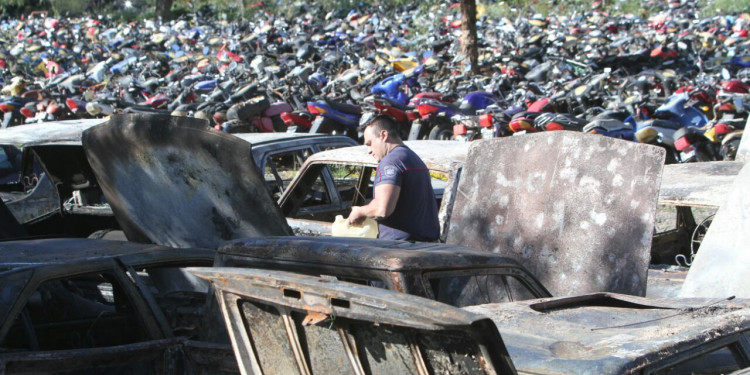 Convenio para descomprimir el depósito de autos San Agustín 