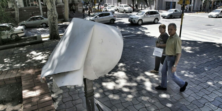 Madres de Plaza de Mayo rechazan remodelaciones en la Plaza San Martín