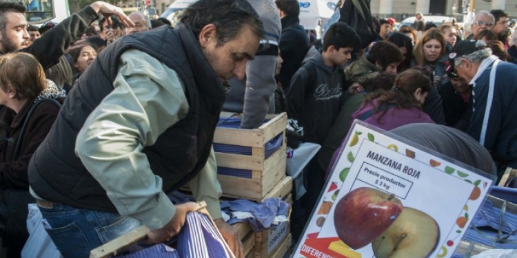 Con las manos casi vacías, los productores volvieron a Río Negro