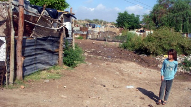 imagen Seis de cada diez menores, pobres