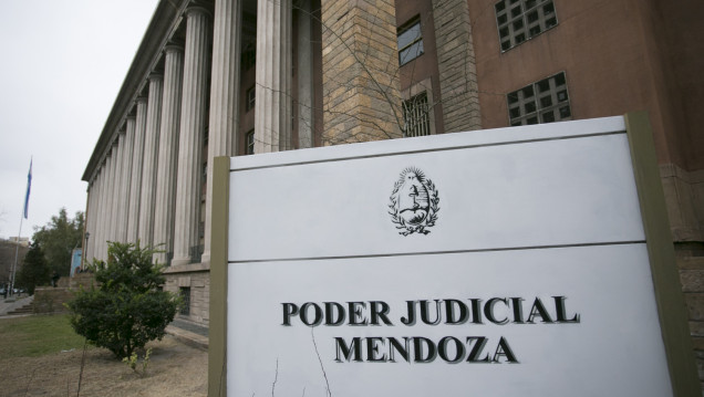 imagen El Poder Judicial se mira el ombligo