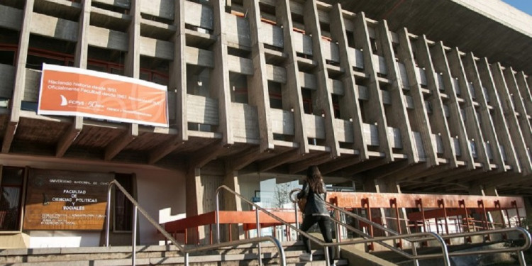 Separaron en la Facultad de Ciencias Políticas a dos empleados por abuso y violencia de género