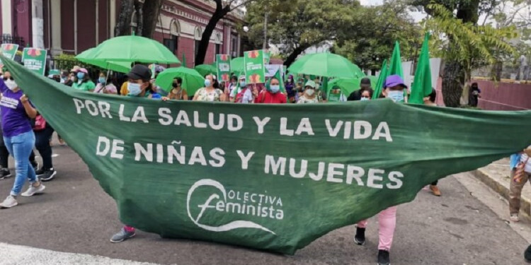 Día Mundial de la Acción por la Salud de las Mujeres: la importancia de las consultas periódicas 