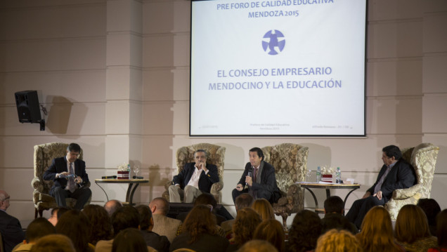imagen Cómo equilibrar calidad con masividad en la educación