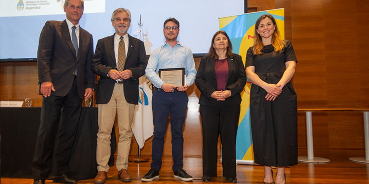 Premiaron un proyecto local que permite diagnosticar el cáncer de manera temprana