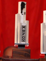 María Isabel Colombo y Ricardo Villalba ganaron el Premio Konex
