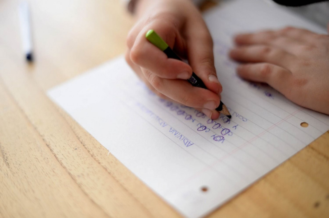 Hay escuelas primarias en condiciones de sumar media hora más de clases desde junio