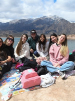 Ni la nieve empañó que la juventud celebrara el Día de la Primavera 
