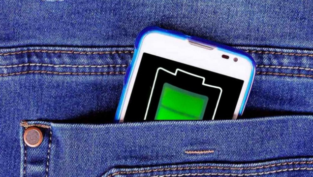 imagen Desarrollan un tejido que recarga la batería del celular