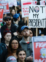 "No es mi presidente", el grito contra Trump