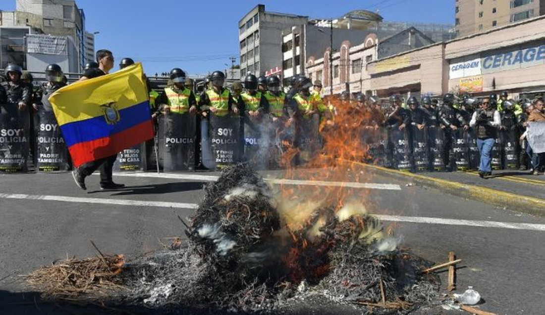 Ecuador aprobó la reelección presidencial indefinida