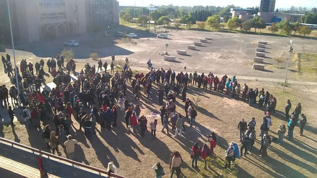 imagen La Cumbre de los Pueblos puso el ojo en el derecho de los trabajadores