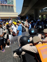 Con disturbios, el acto de la CTA terminó en Plaza de Mayo