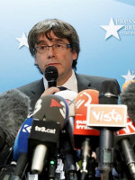 Puigdemont dijo que volverá a España cuando existan garantías jurídicas