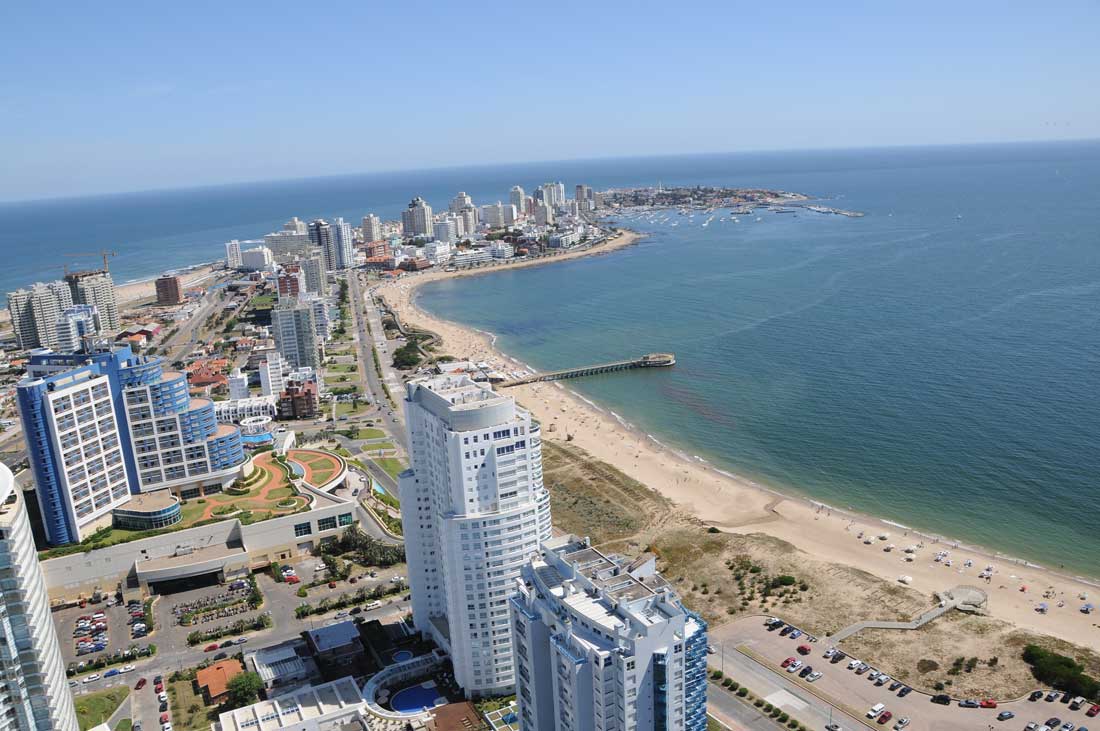 Vacaciones: por qué te conviene viajar a Uruguay si tenés dólares