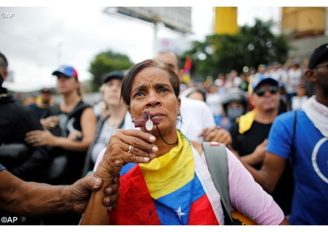 Acuerdo de paz en Colombia: "Se deja atrás una guerra de más de 50 años"