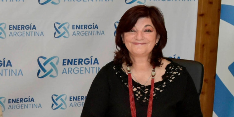 Kelly Olmos: "Después seguimos trabajando con la inflación, pero primero, que gane Argentina"