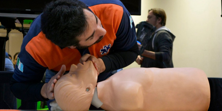 Así es el kit de emergencia que tienen las facultades para salvar vidas