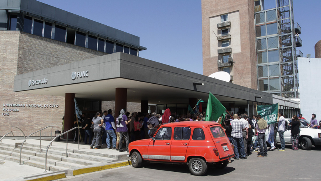 El Consejo Superior repudió actos de violencia en la UNCUYO