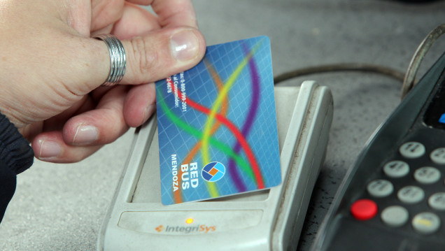 imagen Subió el precio de la tarjeta de la Red Bus