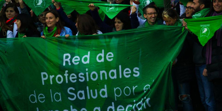 #ContásConNosotrxs, la campaña de profesionales de la salud por el aborto legal