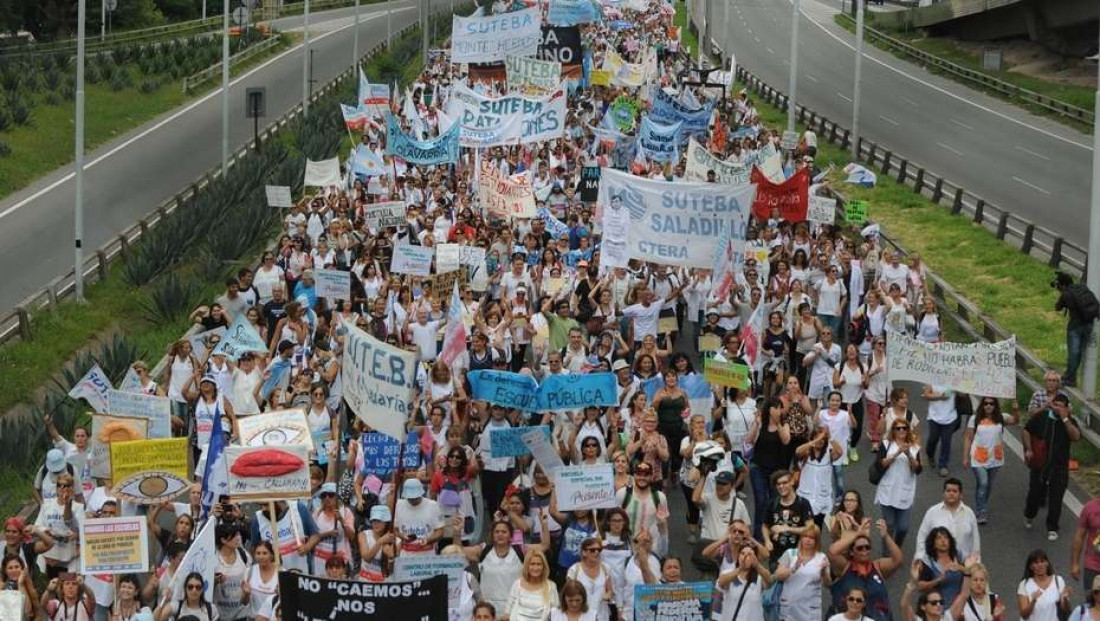 400 mil docentes en plaza de Mayo