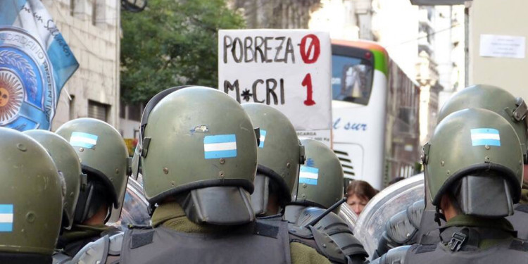 Rosario: represión en la marcha por los festejos del 20 de junio