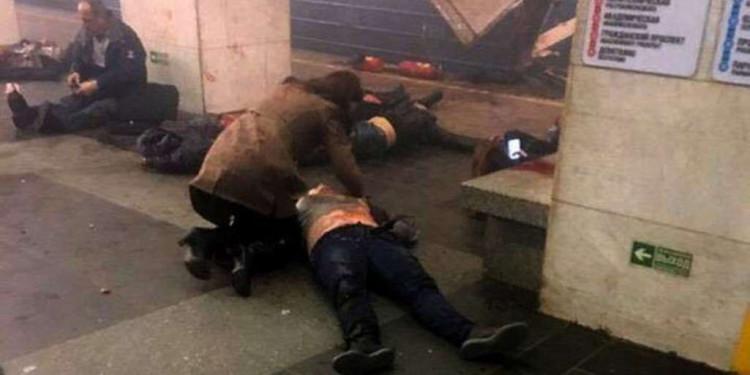 Al menos 10 muertos tras explosión en el metro de San Petersburgo 