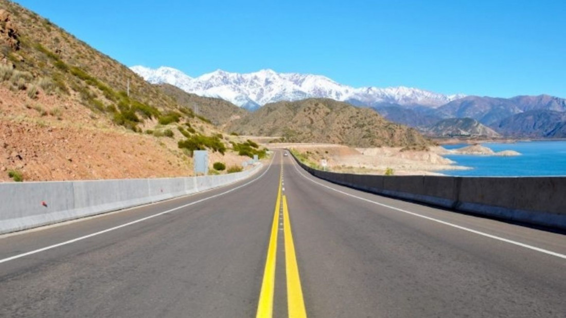 El Gobierno invertirá mil millones de pesos en la infraestructura turística vial de Mendoza
