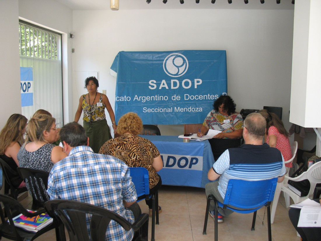 Docentes privados lanzan un plan nacional de lucha contra el Ítem Aula