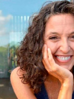 San Valentín: "La fecha repone los viejos formatos del amor romántico"