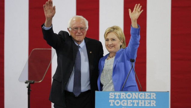 imagen Sanders respalda a Clinton